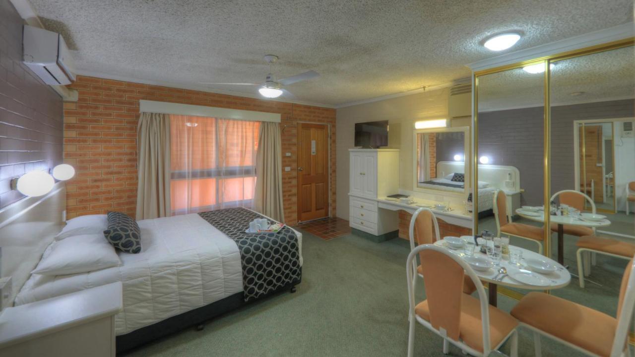 Cousins Motor Inn Inverell Exterior foto